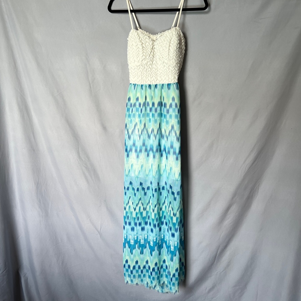 Rue 21 contrast bodice maxi dress (size M)